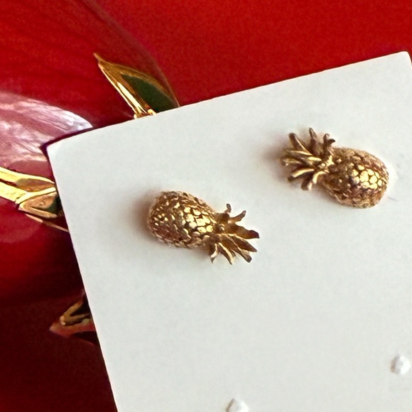 925 Silver Earrings,Elegant Silver Pineapple Earrings - Picture 5 of 6